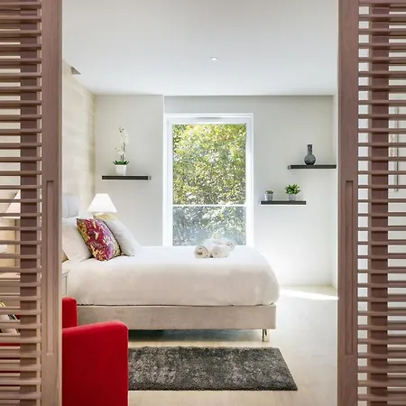 Modern & Stylish Apartment In Av. Da Liberdade By Lovelystay Lisbon Exterior photo