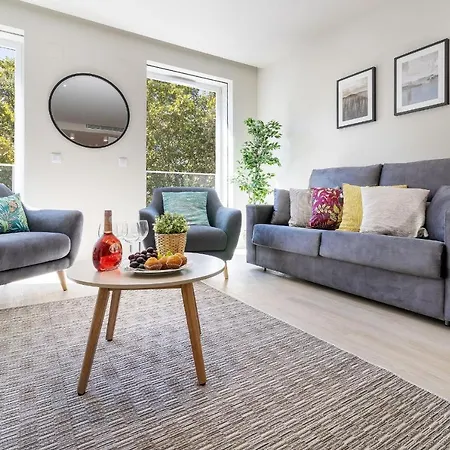Modern & Stylish Apartment In Av. Da Liberdade By Lovelystay Lisbon Exterior photo
